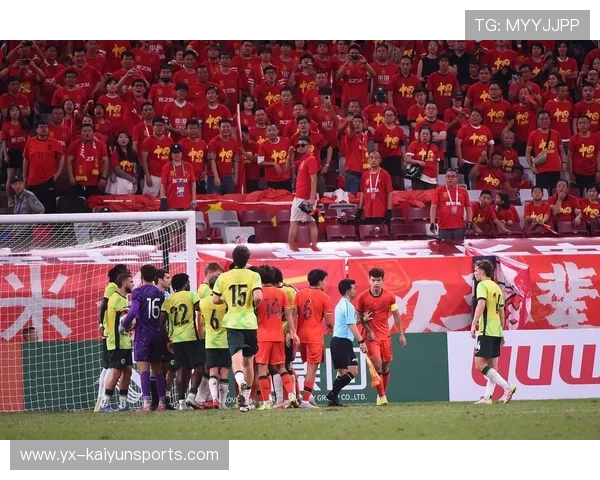 中国足球联赛上演精彩对决，胜负悬殊，中国足球对战